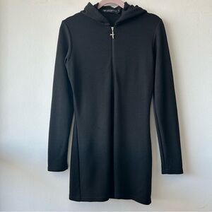 Untouched World Long Hooded Pullover in black